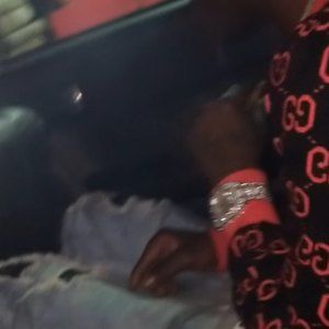 Meet your Posher, Clarence